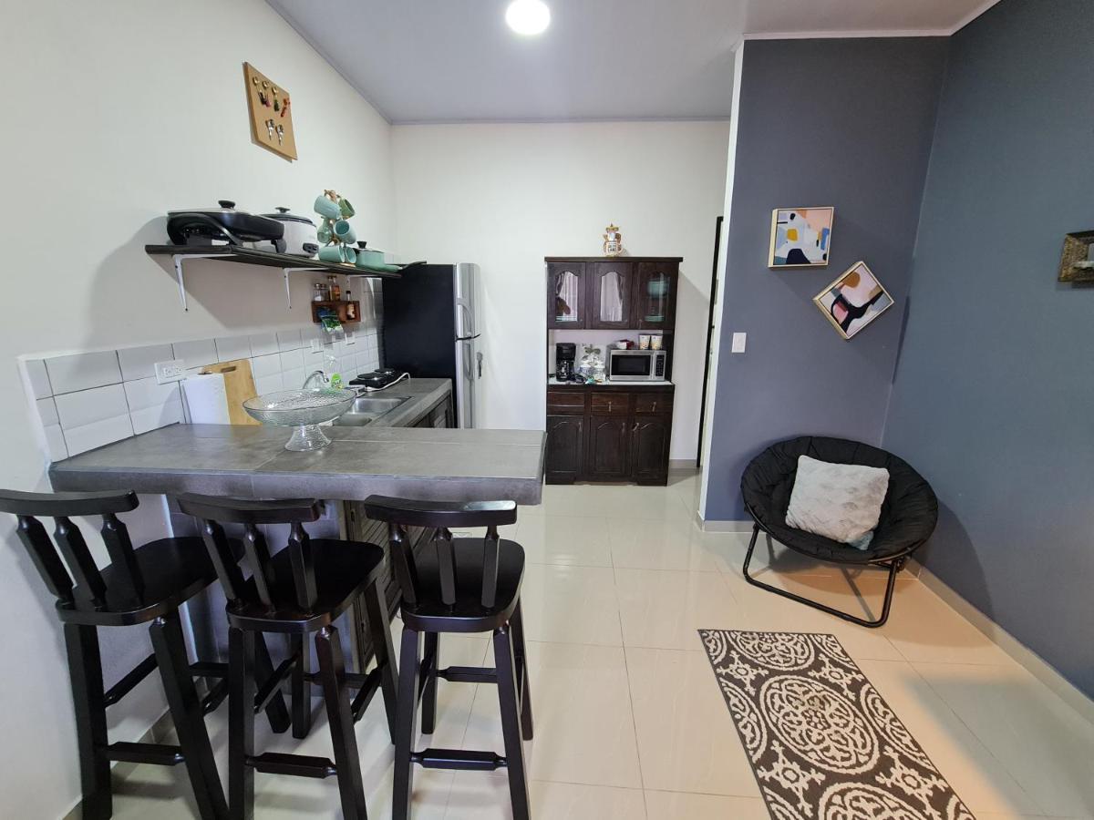Apartamentos Ave Del Paraiso Alajuela Luaran gambar