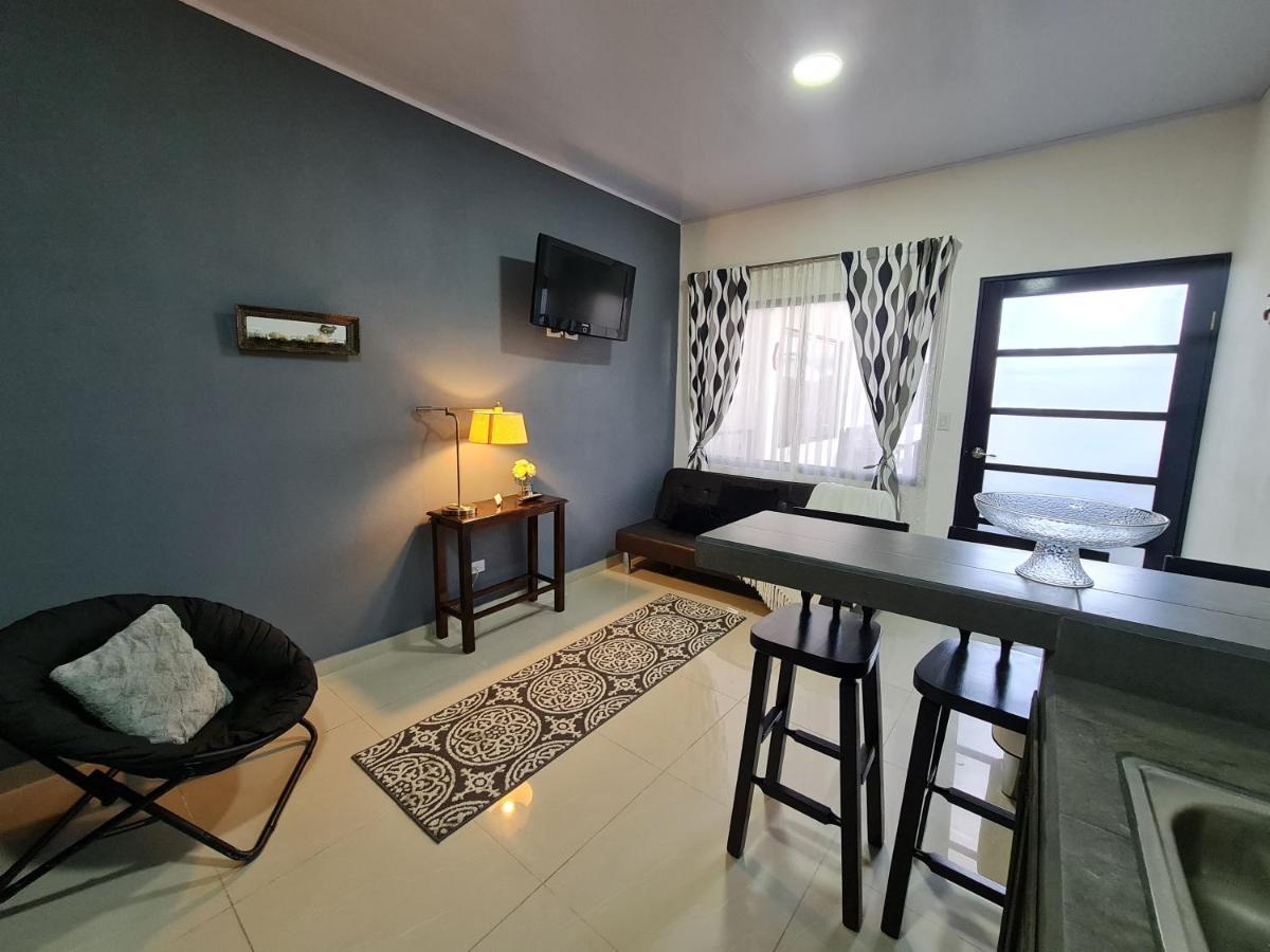 Apartamentos Ave Del Paraiso Alajuela Luaran gambar