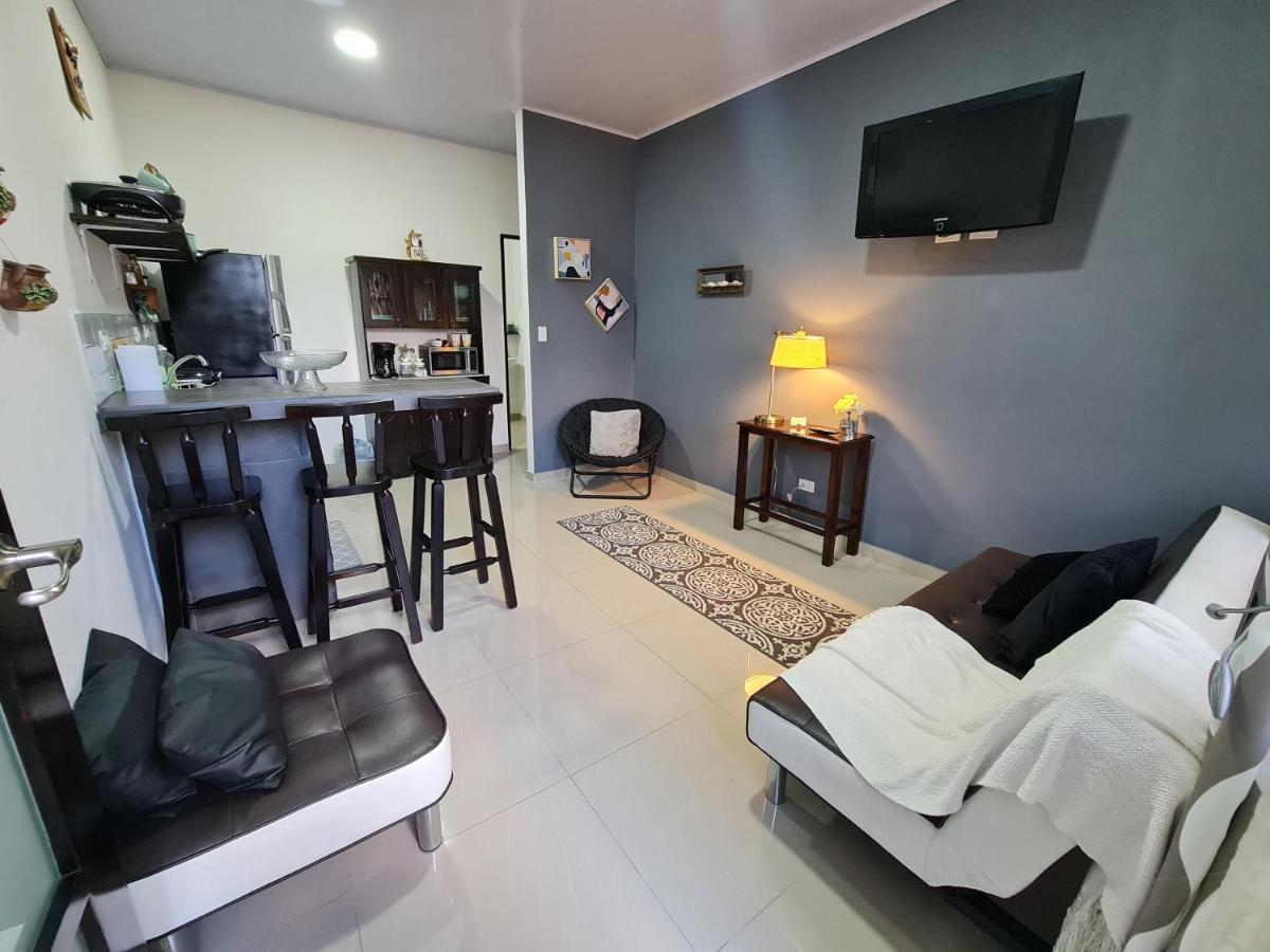 Apartamentos Ave Del Paraiso Alajuela Luaran gambar